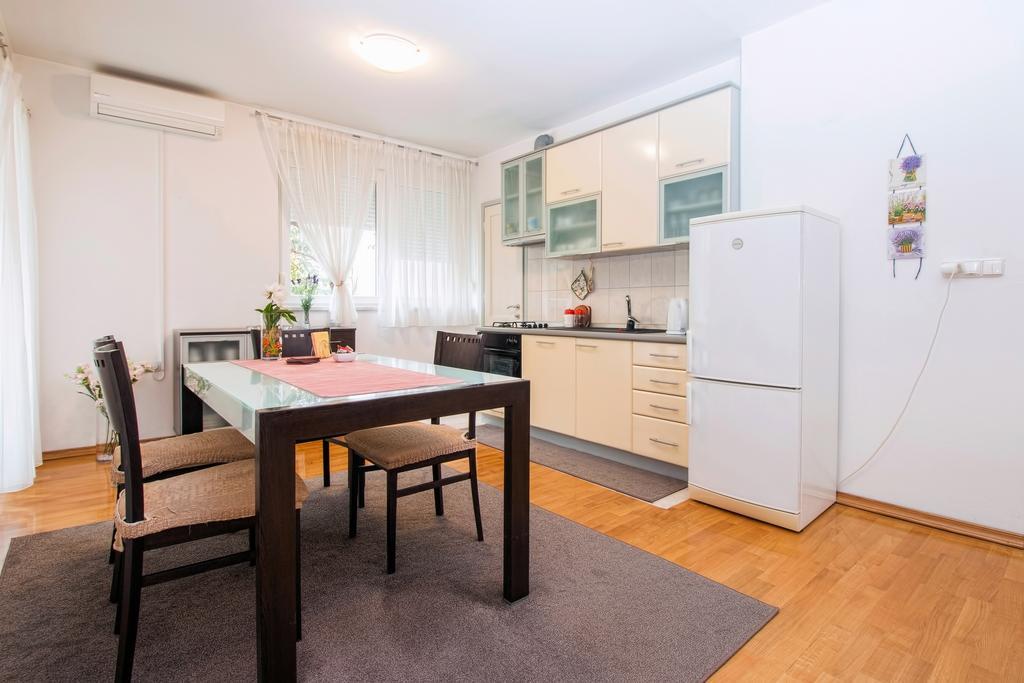 Old Town Seafront Zadar Apartment Ngoại thất bức ảnh