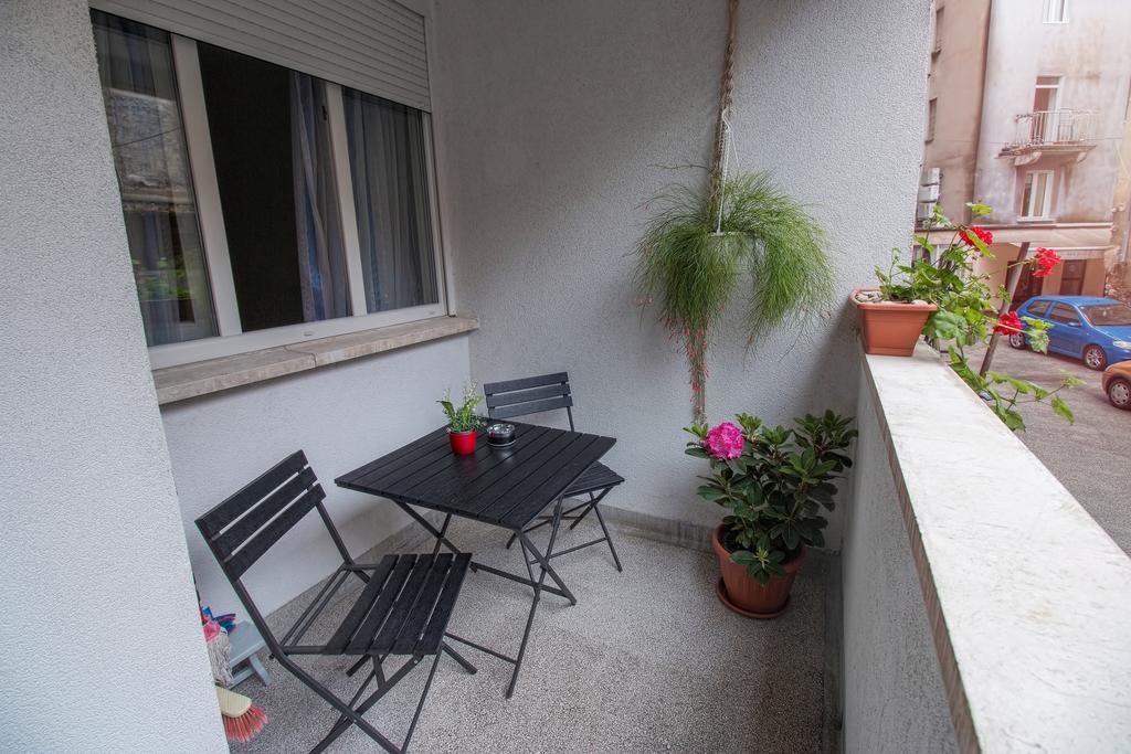 Old Town Seafront Zadar Apartment Ngoại thất bức ảnh